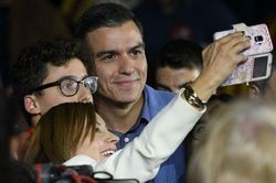 Bắt đầu tổng tuyển cử lại ở Tây Ban Nha giữa căng thẳng Catalonia đòi ly khai
