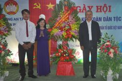 Chính trị - Xã hội Theo dòng thời sự Bí thư Tỉnh ủy Lê Trường Lưu tham dự Ngày hội Đại đoàn kết toàn dân tộc với người dân phường An Tây