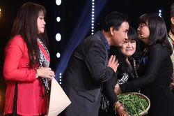 Quyền Linh khóc khi nhớ nhạc sĩ 'Còn thương rau đắng mọc sau hè'