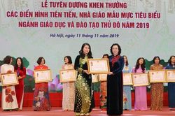 Vinh danh 125 nhà giáo mẫu mực tiêu biểu của ngành Giáo dục Hà Nội