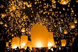 Thủ đô Thái Lan cấm bắn các loại pháo và thả đèn trời trong dịp lễ hội Loy Krathong