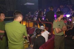Quá tam ba bận, Q Lounge - Đà Nẵng lại chứa nam thanh nữ tú phê ma túy