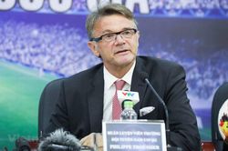 HLV Philippe Troussier: 'Tôi tự hào là huấn luyện viên U19 Việt Nam'