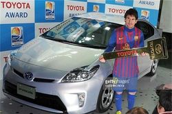Lionel Messi sở hữu dàn siêu xe 'khủng' không thua kém CR7