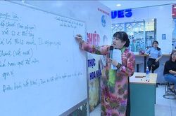 Hướng dẫn chế biến ẩm thực từ hoa cúc và một số loại hoa khác