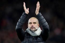 Man City bại trận cay đắng, HLV Pep Guardiola cảm ơn trọng tài