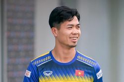 Công Phượng không thay kiểu tóc nhưng lại được chú ý vì bộ râu