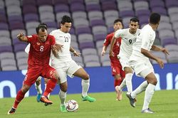 Việt Nam vs UAE: HLV Park Hang Seo trông vào đôi cánh Trọng Hoàng – Văn Hậu