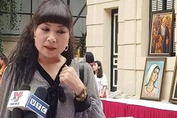 Nhà văn Di Li đi 'Nửa vòng Trái đất uống một ly trà' và 'Tôi đã ăn cả cánh đồng hoa'