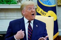 Một tuần 'khó ngủ' của ông Trump