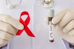 Hà Nội: Phát hiện thêm hơn 1.200 trường hợp nhiễm HIV