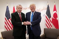 'Tình anh em' Trump-Erdogan có cứu vãn được quan hệ Mỹ-Thổ?