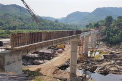 Đakrông: Tỉ lệ hộ nghèo giảm 5,15%