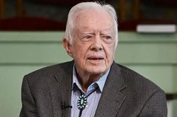 Cựu Tổng thống Mỹ Jimmy Carter nhập viện điều trị não