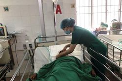 Cần Thơ: Cứu sống bệnh nhân bị ung thư gan quá khả năng phẫu thuật