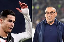 Ronaldo chửi HLV Sarri là 'con của gái điếm', toàn đội Juve yêu cầu phải xin lỗi