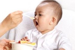 Những thực phẩm lý tưởng cho bé giai đoạn cai sữa mẹ