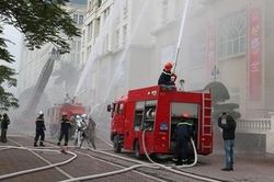 Việt Nam mới chỉ chữa cháy được đến tầng 20!