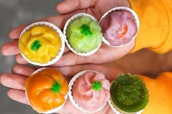 4 loại bánh mới lạ thu hút giới trẻ ở TP.HCM