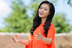 Quán quân Sao Mai Lương Hải Yến ra mắt MV đầu tay 'Cám ơn mẹ'