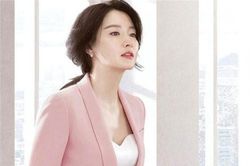 Lee Young Ae: Làm cha mẹ thực sự là công việc khó khăn