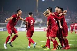 VIDEO bóng đá Việt Nam: Kỉ lục của thày trò ông Park. Heerenveen chúc mừng Văn Hậu