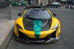 McLaren 650S Spider hơn 16 tỷ độ Liberty Walk ở Sài Gòn