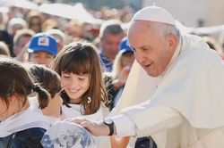 Giáo hoàng Francis: Các công ty công nghệ phải chịu trách nhiệm đối với sự an toàn của trẻ em