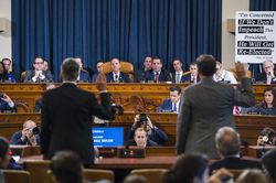 Người Mỹ có hứng thú xem điều trần luận tội Tổng thống Trump qua truyền hình?