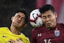 Báo Thái tin đội nhà thua Malaysia vì mặt cỏ sân Bukit Jalil