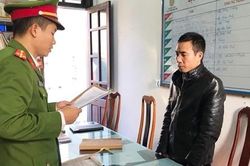Rủ bé gái đi chơi đêm rồi chở ra cánh đồng làm trò đồi bại