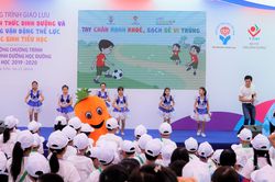 300 học sinh Hưng Yên hào hứng tìm hiểu kiến thức dinh dưỡng học đường
