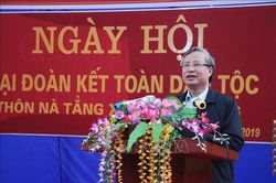 Thường trực Ban Bí thư Trần Quốc Vượng dự Ngày hội Đại đoàn kết toàn dân tộc tại Bắc Kạn