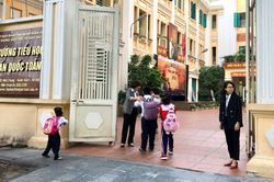 Để nhà trường thực sự là môi trường văn hóa