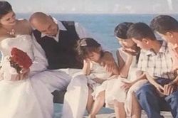 Từ chuyện bà Diệp Thảo muốn hàn gắn với ông Vũ: Những cặp đôi showbiz Việt quay về bên nhau thế nào khi bên vờ vực ly hôn?