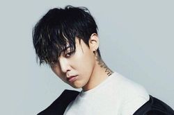 Không còn yểu điệu tím hồng, G-Dragon hóa 'thanh niên cứng' sau khi xuất ngũ