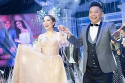 Quang Vinh dìu Bảo Thy catwalk tưng bừng trong tiệc cưới, chú rể cũng hào hứng tham gia