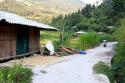 Nhiều tuyến đường giao thông nông thôn ở Hà Giang nhanh xuống cấp