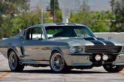 Sắp đấu giá huyền thoại Ford Mustang Eleanor 'hàng thửa'