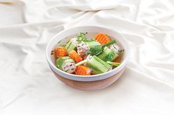 Hướng dẫn nấu món canh dưa leo nhồi thịt ngon, lạ miệng