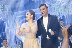 Bồi hồi khoảnh khắc cặp đôi 'Ngôi nhà hoa hồng' Quang Vinh - Bảo Thy tái hợp trên sân khấu đám cưới