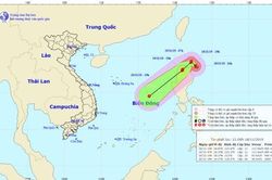 Bão Kalmaegi mạnh cấp 11 đang tiến vào Biển Đông