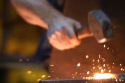 Các nhà khảo cổ học Trung Quốc, Nhật Bản khôi phục lại kĩ thuật luyện sắt đã có cách đây 2000 năm