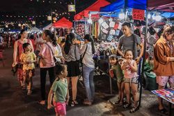 Đà Nẵng sẽ có những bãi biển 'không ngủ'?