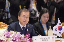 Tổng thống Hàn Quốc ca ngợi vai trò ASEAN trong kiến tạo hòa bình