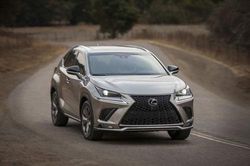 Top 10 xe SUV hạng sang phiên bản 2020 đáng mua nhất: Gọi tên Lexus NX