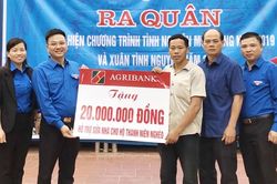 Agribank Tuyên Quang tổ chức chương trình từ thiện tại Đông Thọ