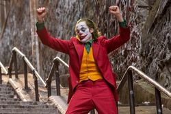 Joaquin Phoenix nhận cát-xê bao nhiêu khi 'Joker' thu 1 tỷ USD?