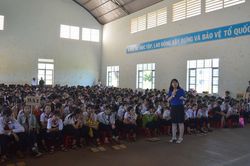 Truyền thông giáo dục giới tính cho học sinh xã biên giới Ia O