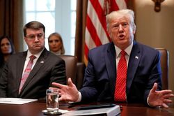 TT Trump dọa tăng thuế nếu không đạt được thỏa thuận với Trung Quốc